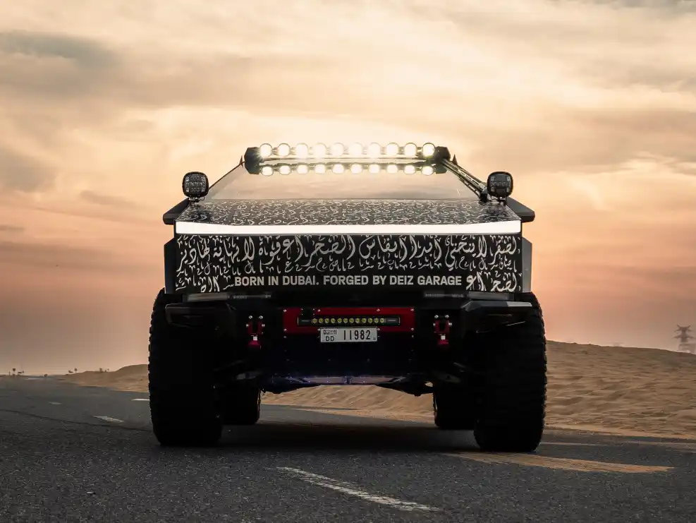 Tesla Cybertruck 