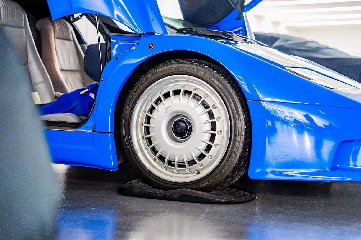 1994 Bugatti EB110 GT Collector Condition 685 KM from New