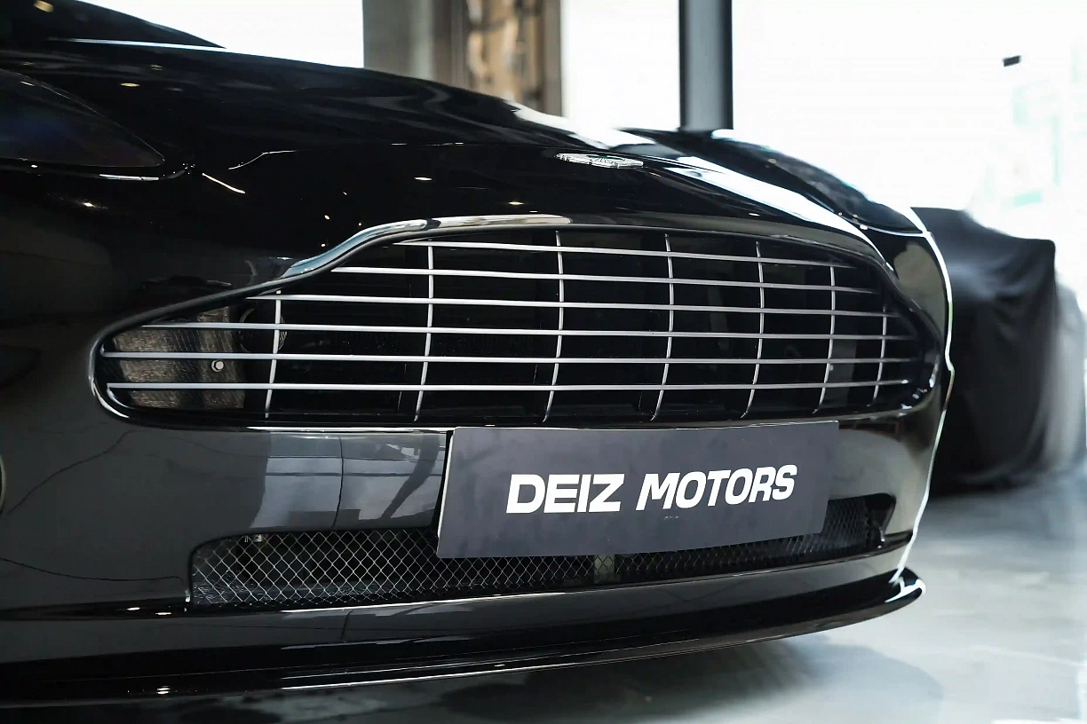 2006 Aston Martin Vanquish S V12 1 of  100 Official Manual Transmission