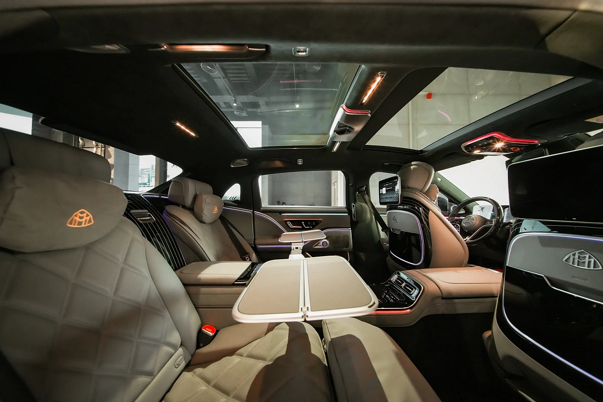2025 Mercedes S680 Maybach - a flagship of the Mercedes-Benz lineup