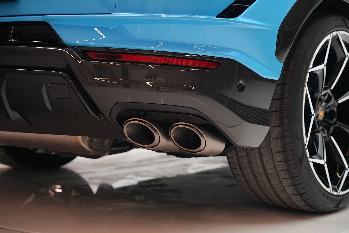 Lamborghini Urus Perfomante 2024 GCC Spec under warranty from Lamborghini.