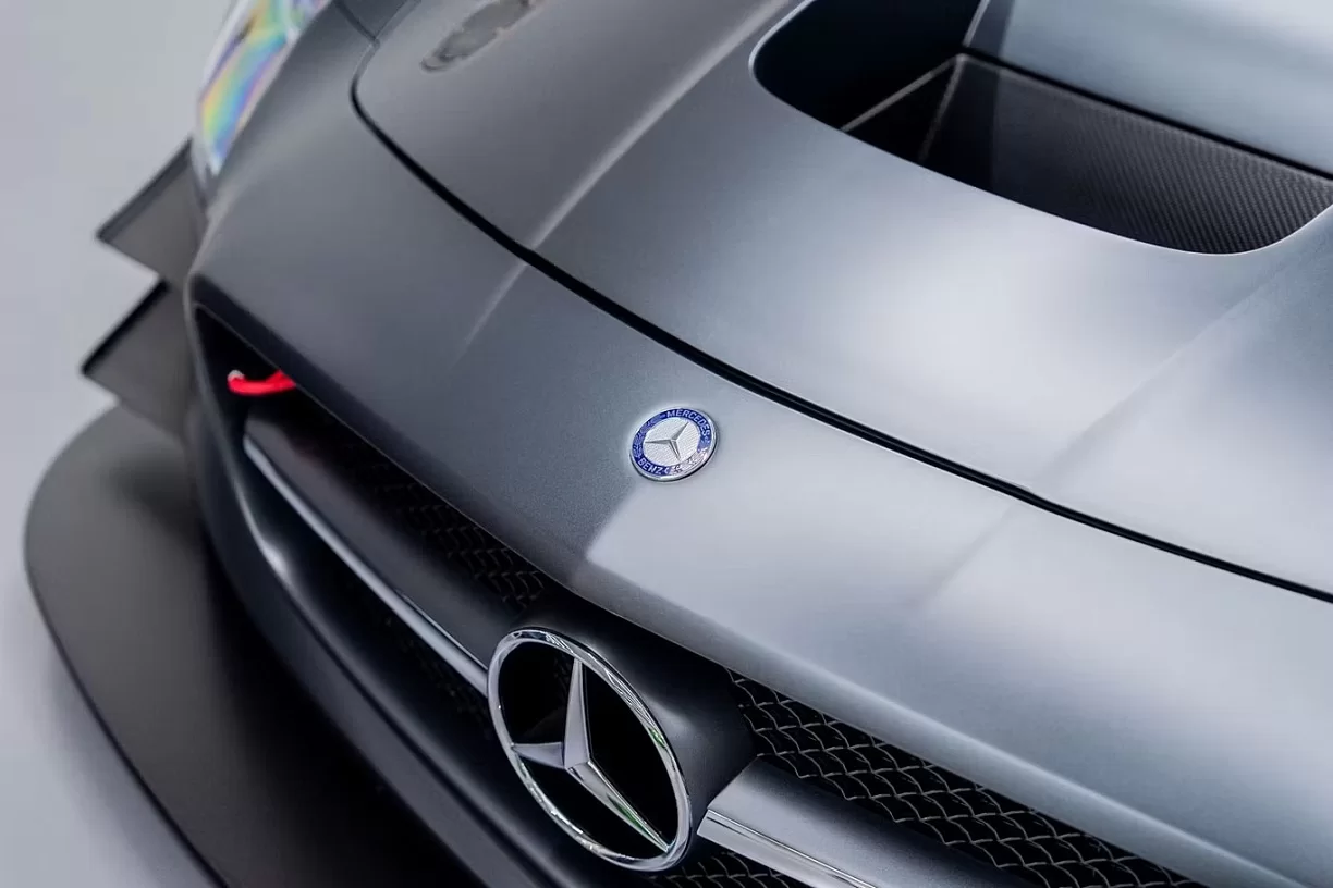 2012 Mercedes-Benz SLS GT3 AMG 45th Anniversary 1 of 5