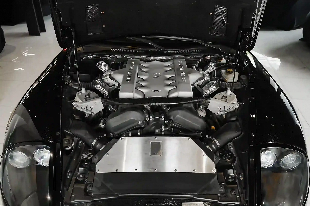 2006 Aston Martin Vanquish S V12 1 of  100 Official Manual Transmission