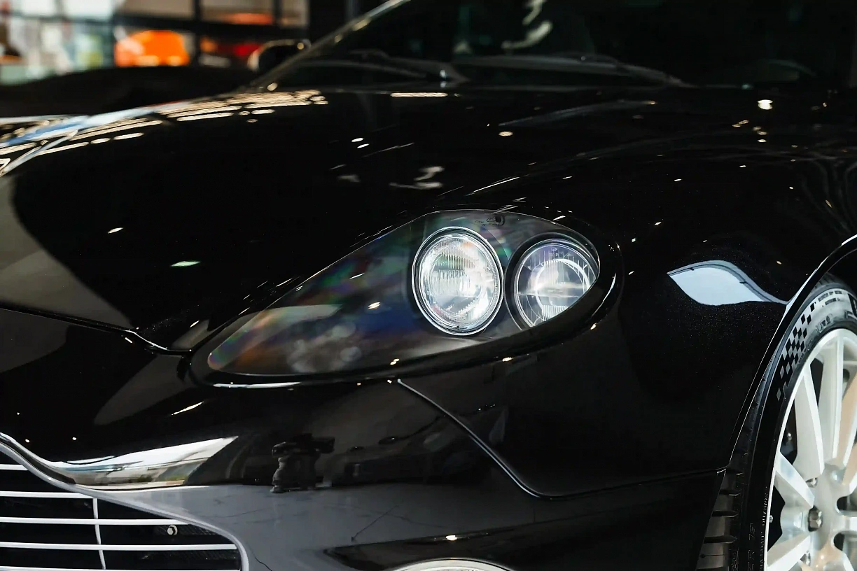 2006 Aston Martin Vanquish S V12 1 of  100 Official Manual Transmission