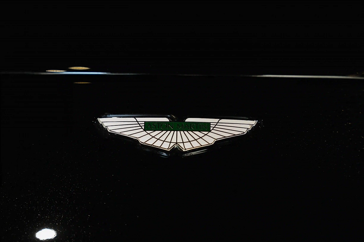 2006 Aston Martin Vanquish S V12 1 of  100 Official Manual Transmission