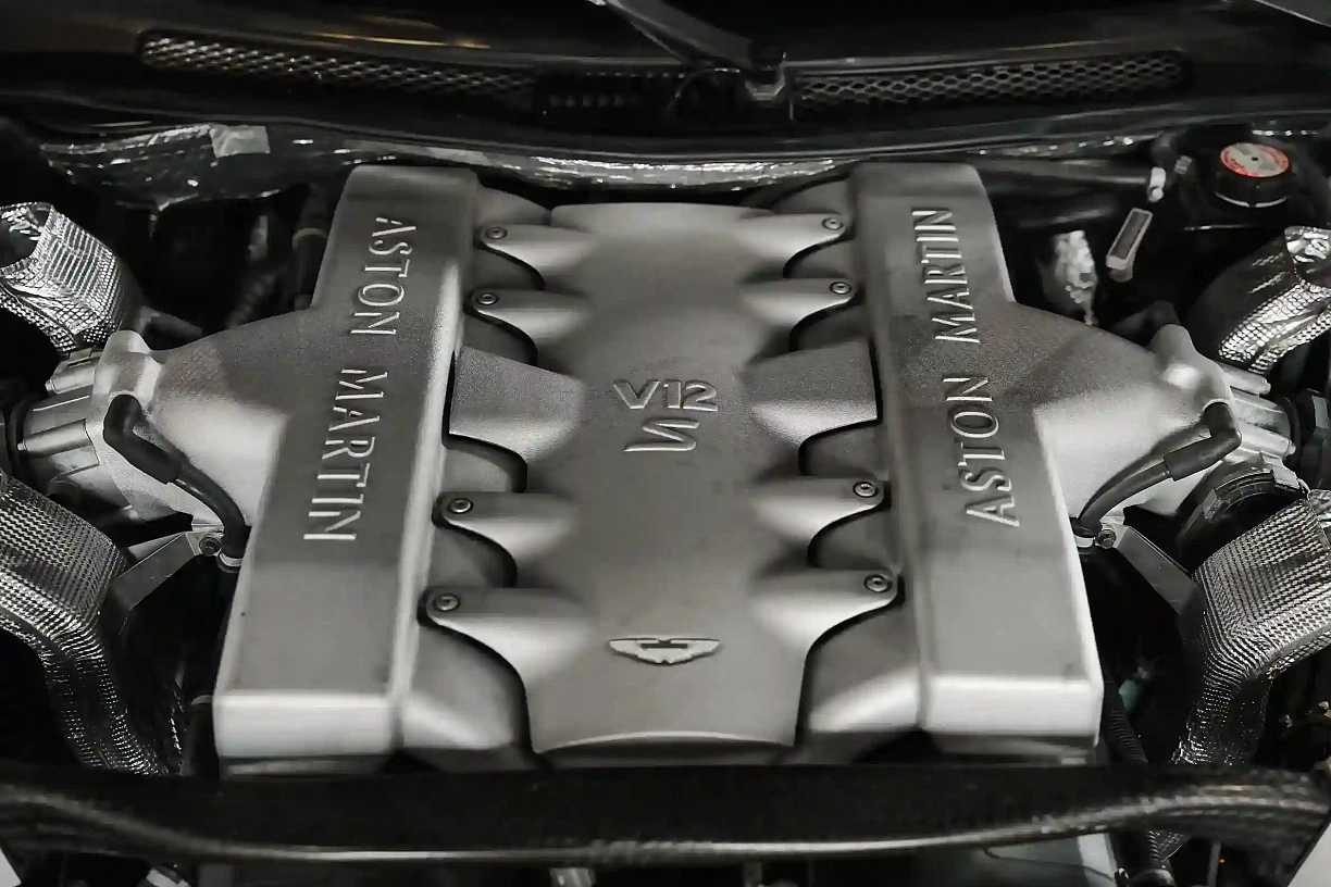 2006 Aston Martin Vanquish S V12 1 of  100 Official Manual Transmission