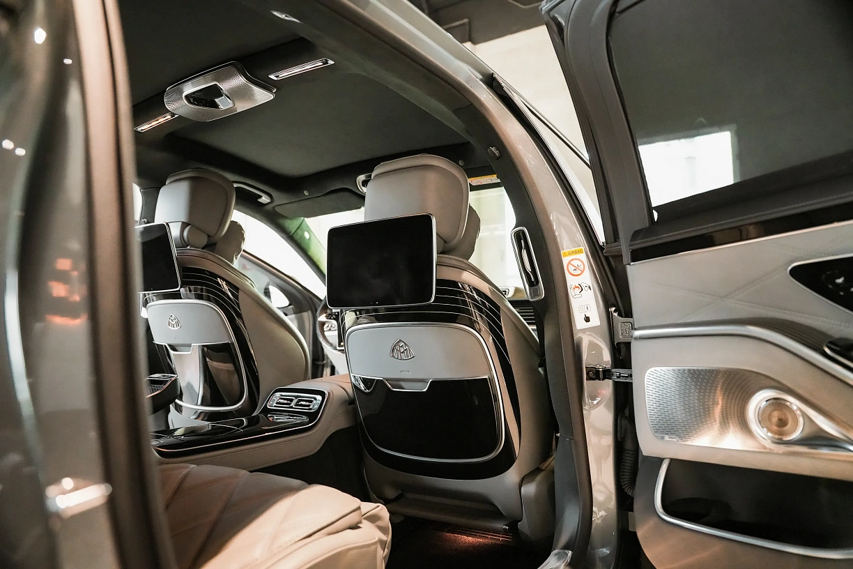 2025 Mercedes S680 Maybach - a flagship of the Mercedes-Benz lineup
