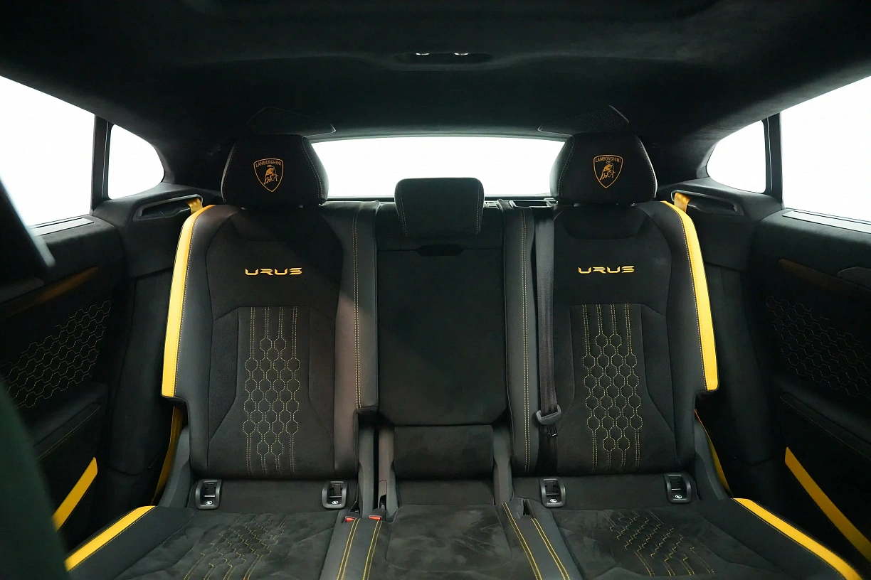Lamborghini Urus Perfomante 2024 GCC Spec under warranty from Lamborghini.