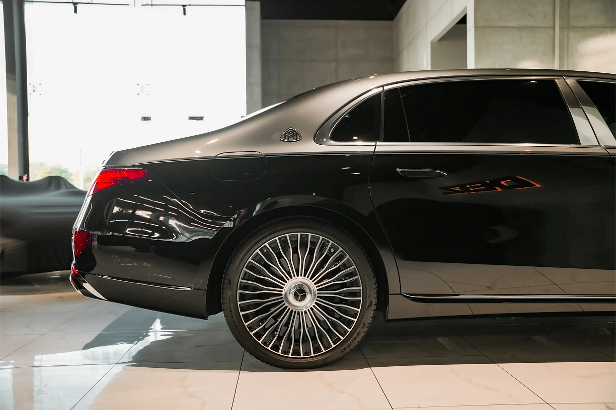 2025 Mercedes S680 Maybach - a flagship of the Mercedes-Benz lineup
