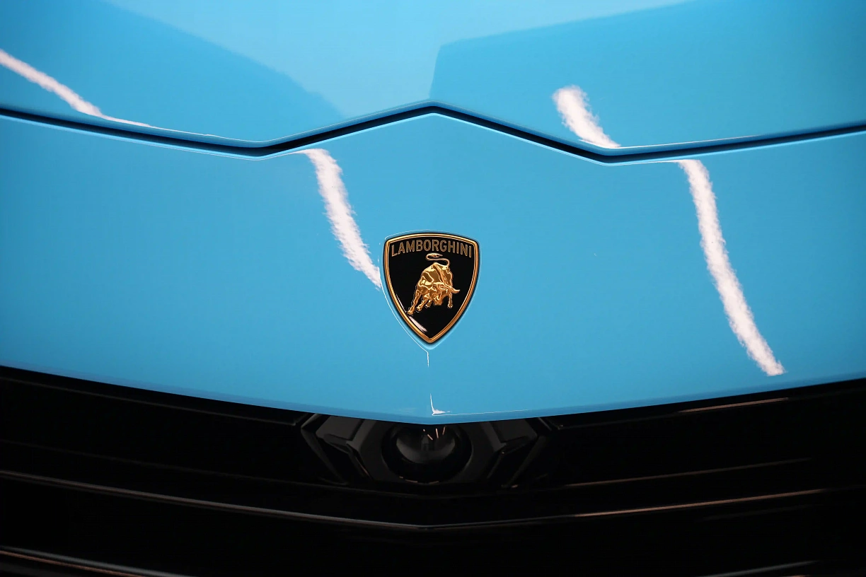 Lamborghini Urus Perfomante 2024 GCC Spec under warranty from Lamborghini.