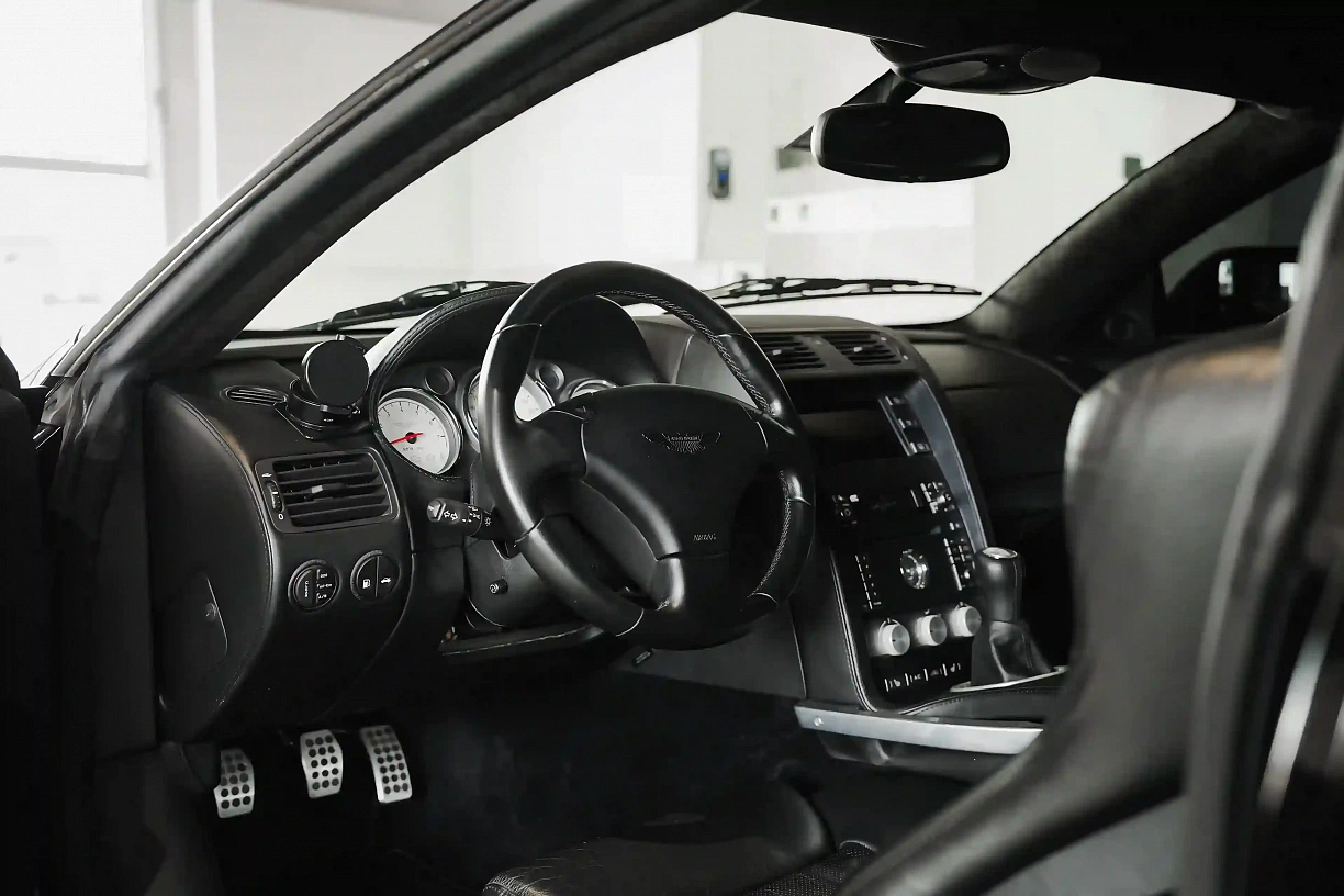 2006 Aston Martin Vanquish S V12 1 of  100 Official Manual Transmission