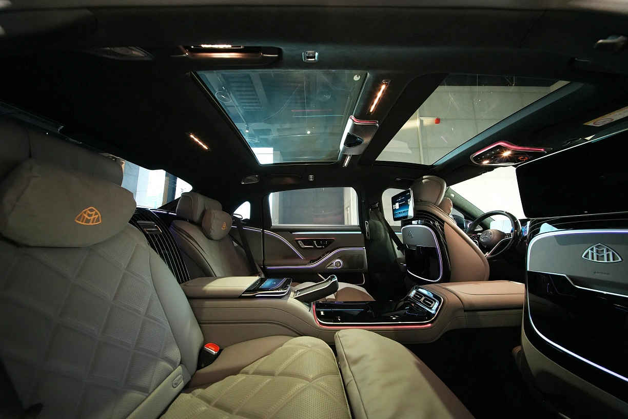 2025 Mercedes S680 Maybach - a flagship of the Mercedes-Benz lineup