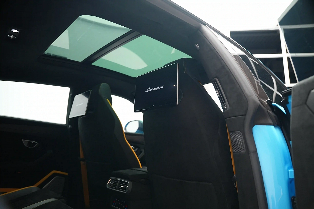 Lamborghini Urus Perfomante 2024 GCC Spec under warranty from Lamborghini.